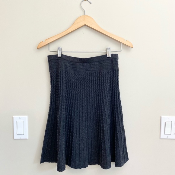 Calvin Klein Cable Knit Sweater Skirt - Picture 4 of 8
